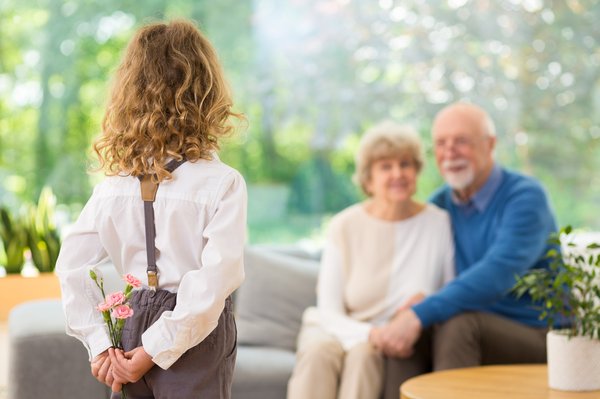 Cadeau pour grands-parents : un abonnement rempli d'amour